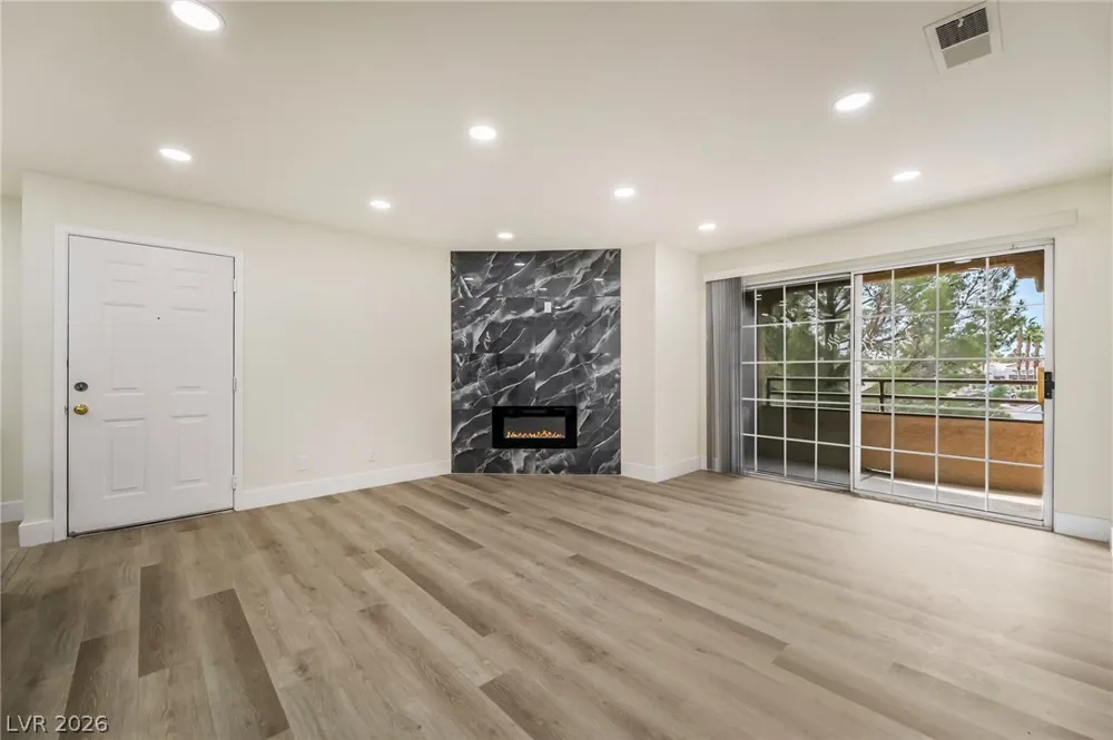 2200 S Fort Apache Road #2073 Las Vegas, NV 89117