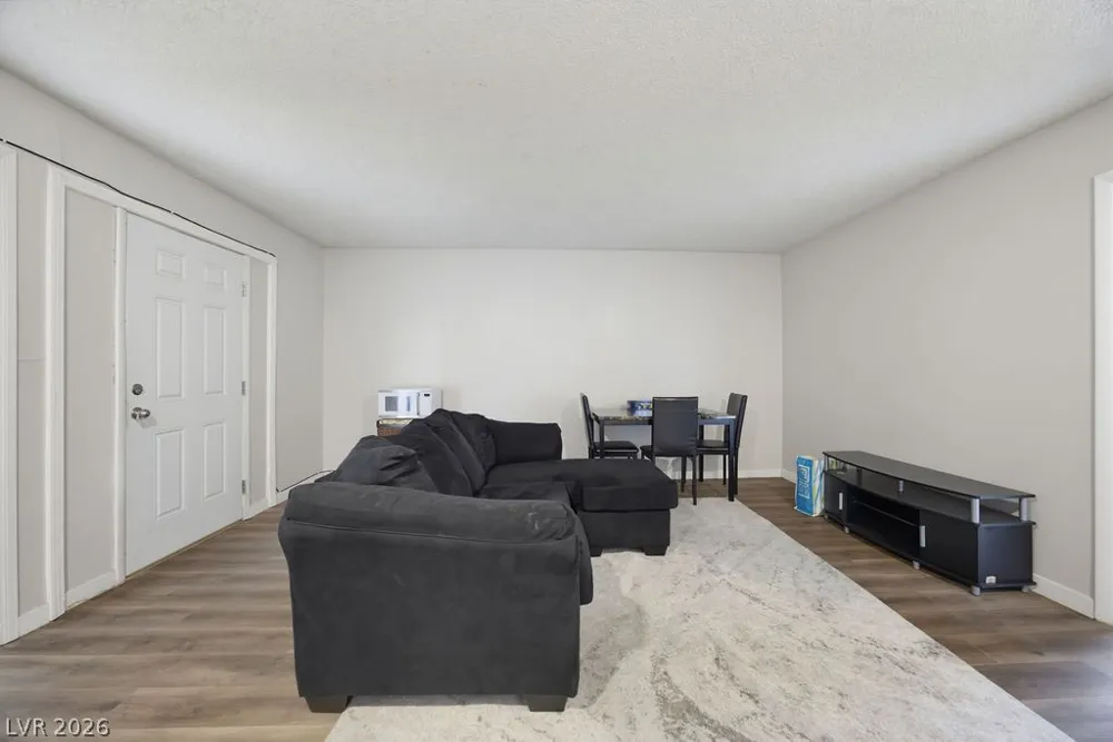 716 11th Street Las Vegas, NV 89101