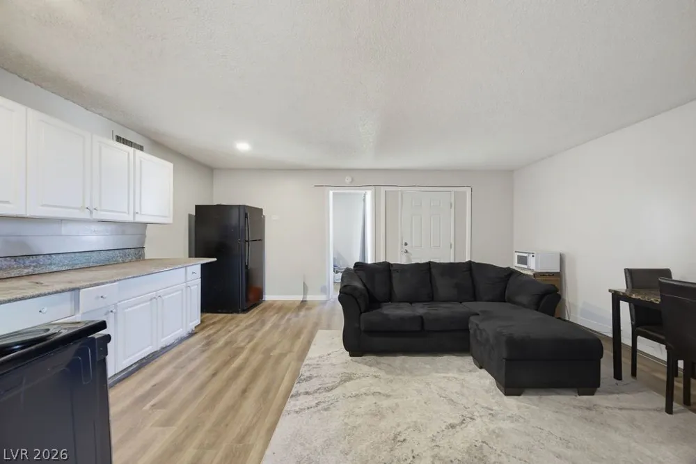 716 11th Street Las Vegas, NV 89101
