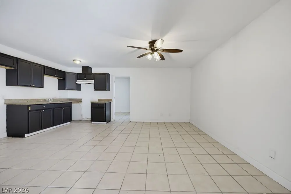 716 11th Street Las Vegas, NV 89101