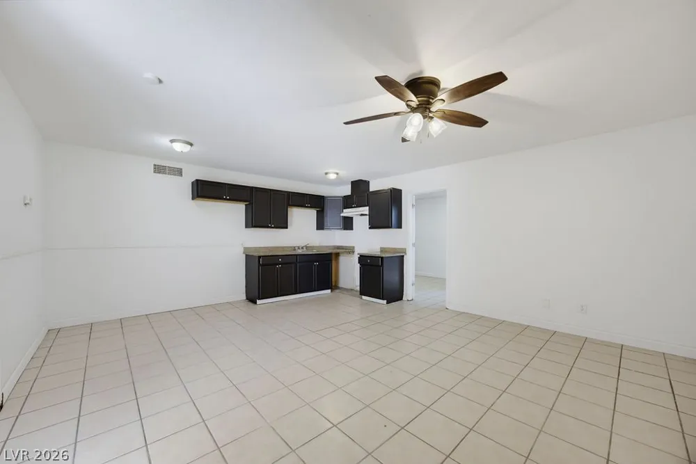 716 11th Street Las Vegas, NV 89101