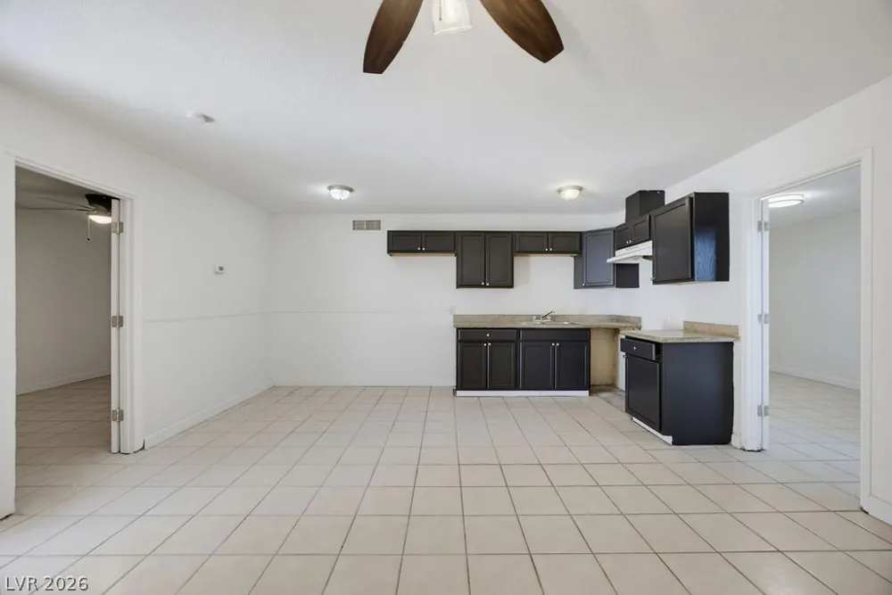 716 11th Street Las Vegas, NV 89101