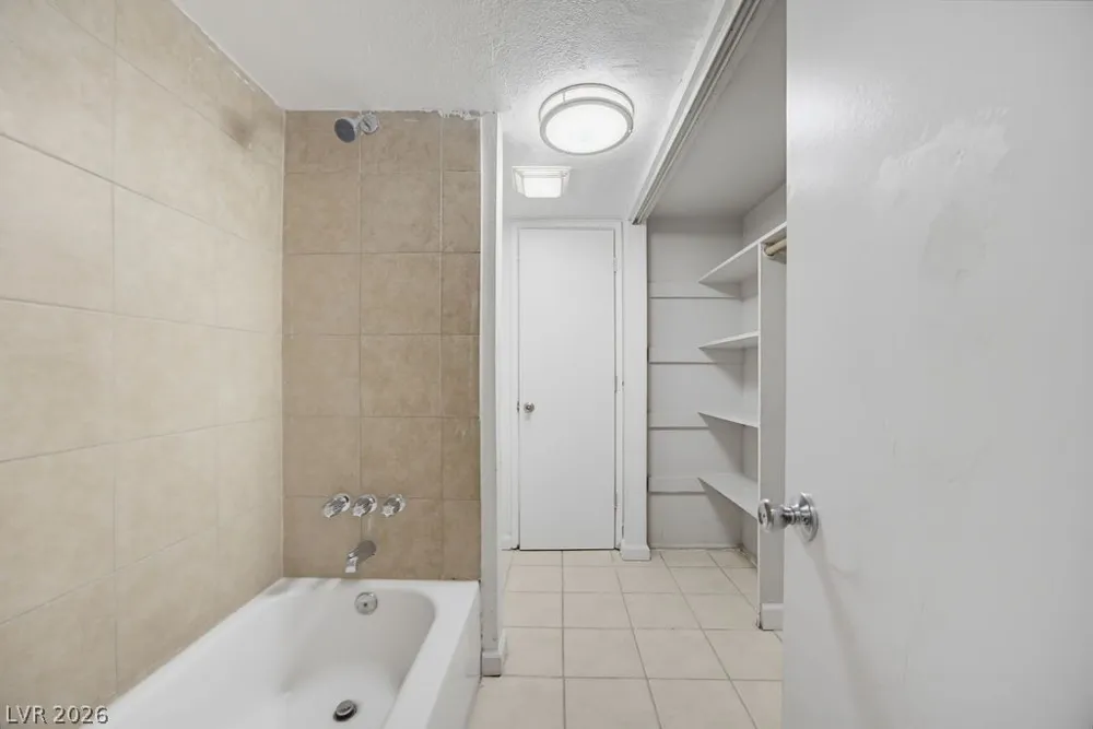 716 11th Street Las Vegas, NV 89101