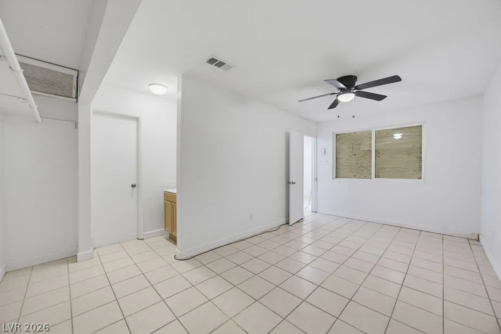 716 11th Street Las Vegas, NV 89101