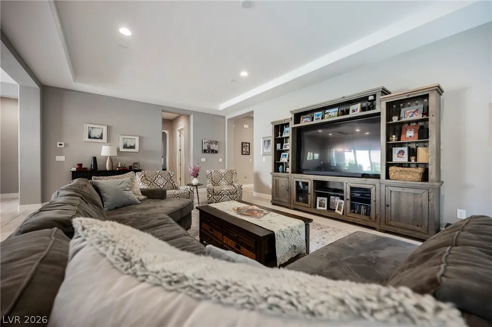 8133 Pinetop Crest Street Las Vegas, NV 89166