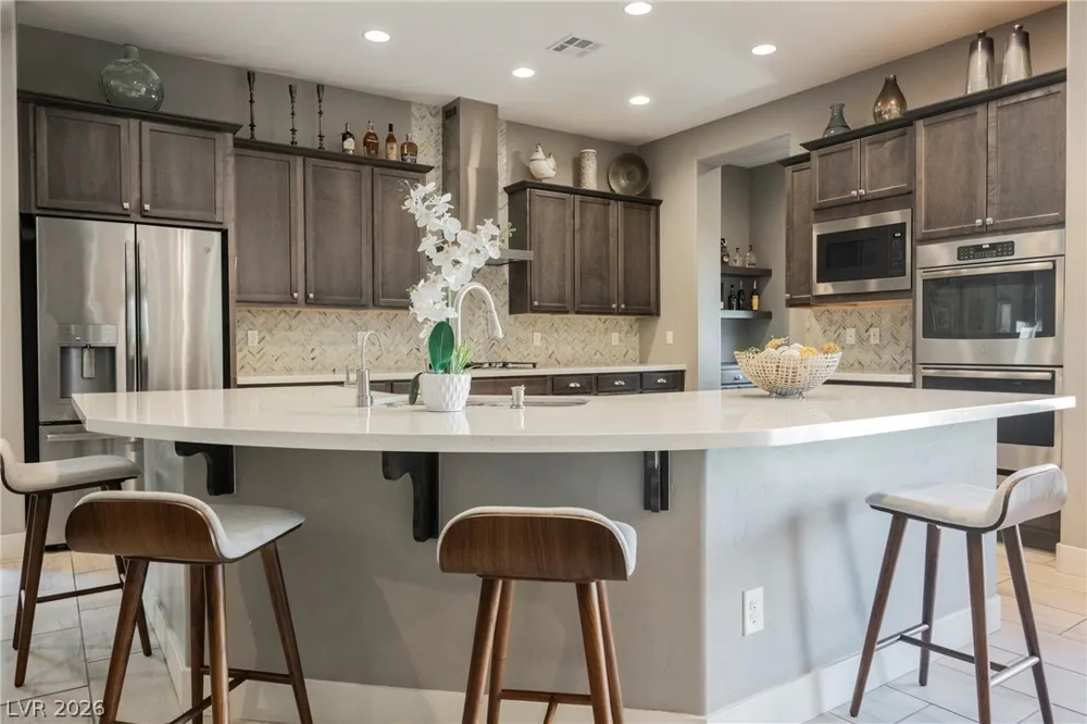 8133 Pinetop Crest Street Las Vegas, NV 89166
