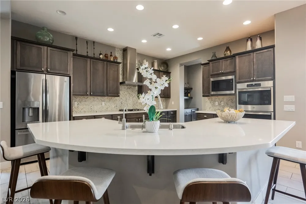 8133 Pinetop Crest Street Las Vegas, NV 89166