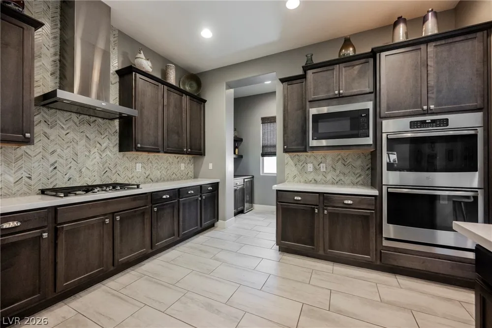 8133 Pinetop Crest Street Las Vegas, NV 89166