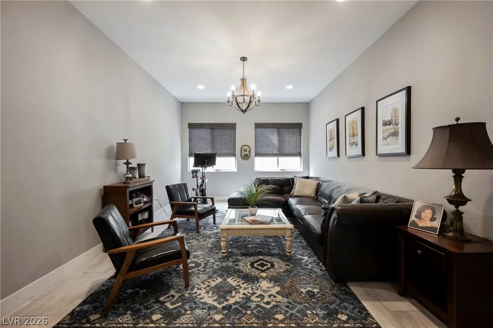 8133 Pinetop Crest Street Las Vegas, NV 89166