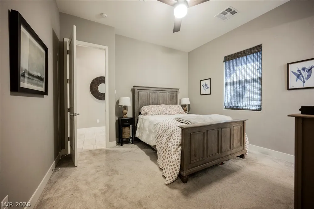 8133 Pinetop Crest Street Las Vegas, NV 89166