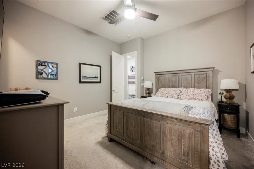 8133 Pinetop Crest Street Las Vegas, NV 89166