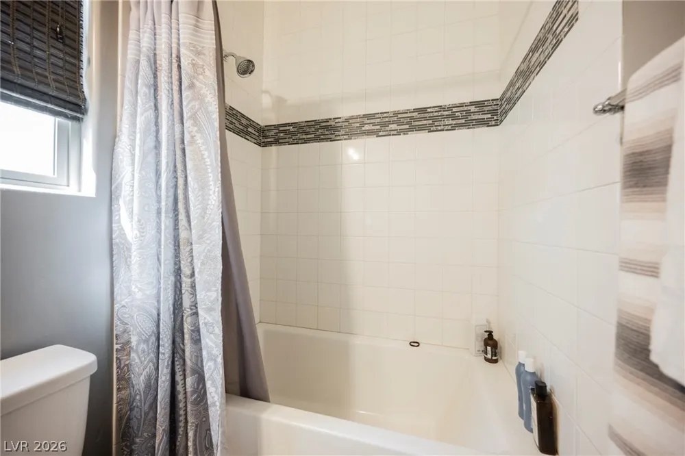 8133 Pinetop Crest Street Las Vegas, NV 89166