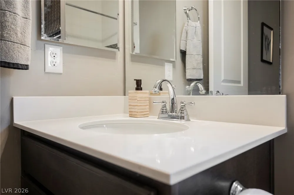 8133 Pinetop Crest Street Las Vegas, NV 89166