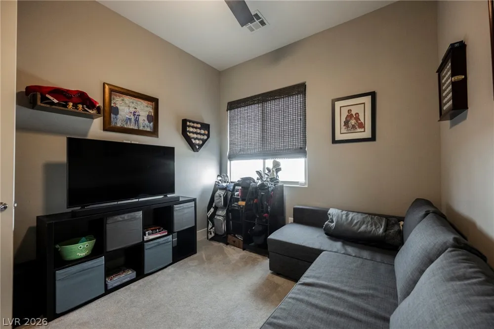 8133 Pinetop Crest Street Las Vegas, NV 89166