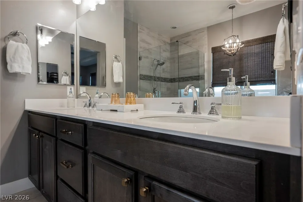 8133 Pinetop Crest Street Las Vegas, NV 89166