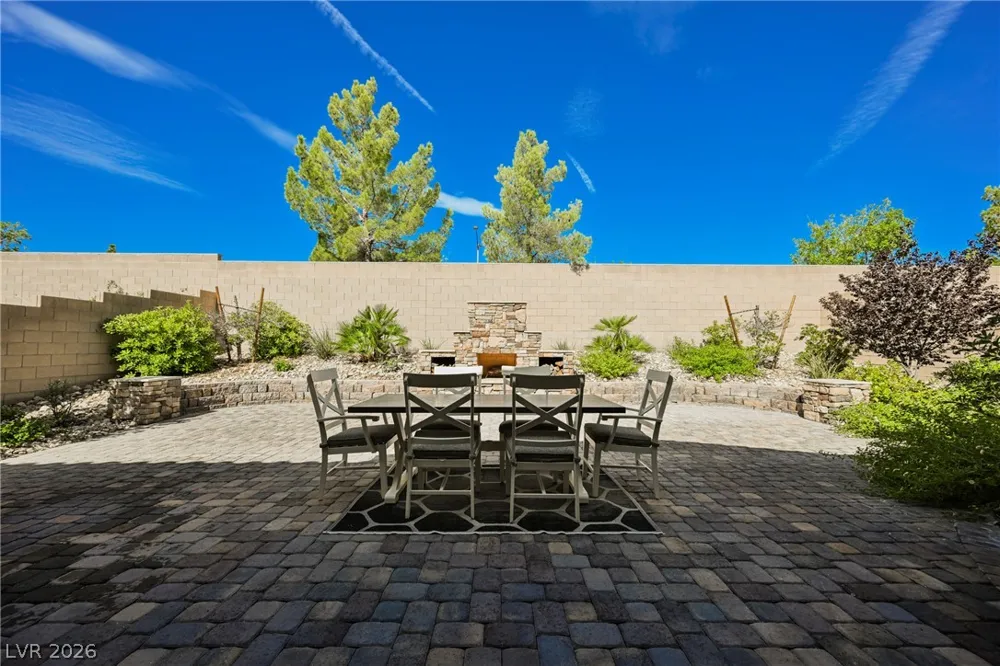 8133 Pinetop Crest Street Las Vegas, NV 89166