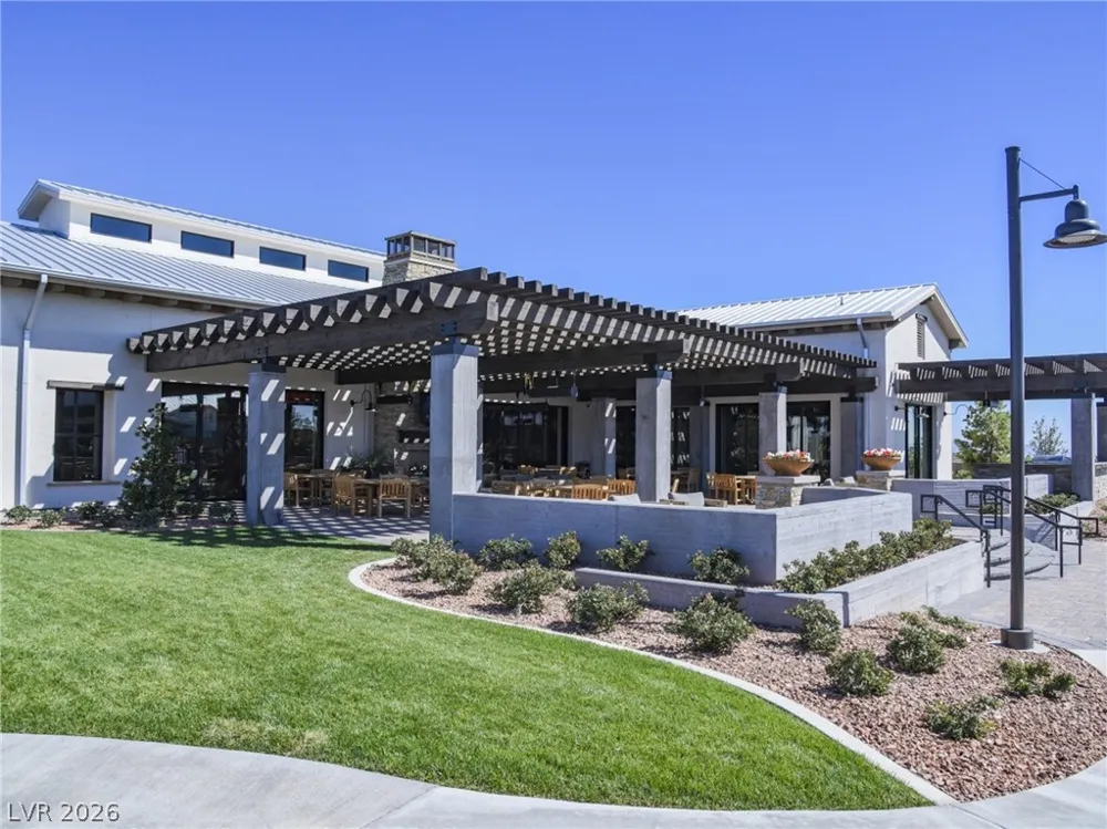 8133 Pinetop Crest Street Las Vegas, NV 89166