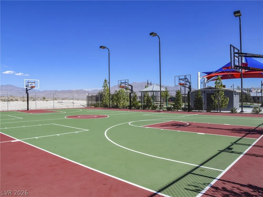 8133 Pinetop Crest Street Las Vegas, NV 89166