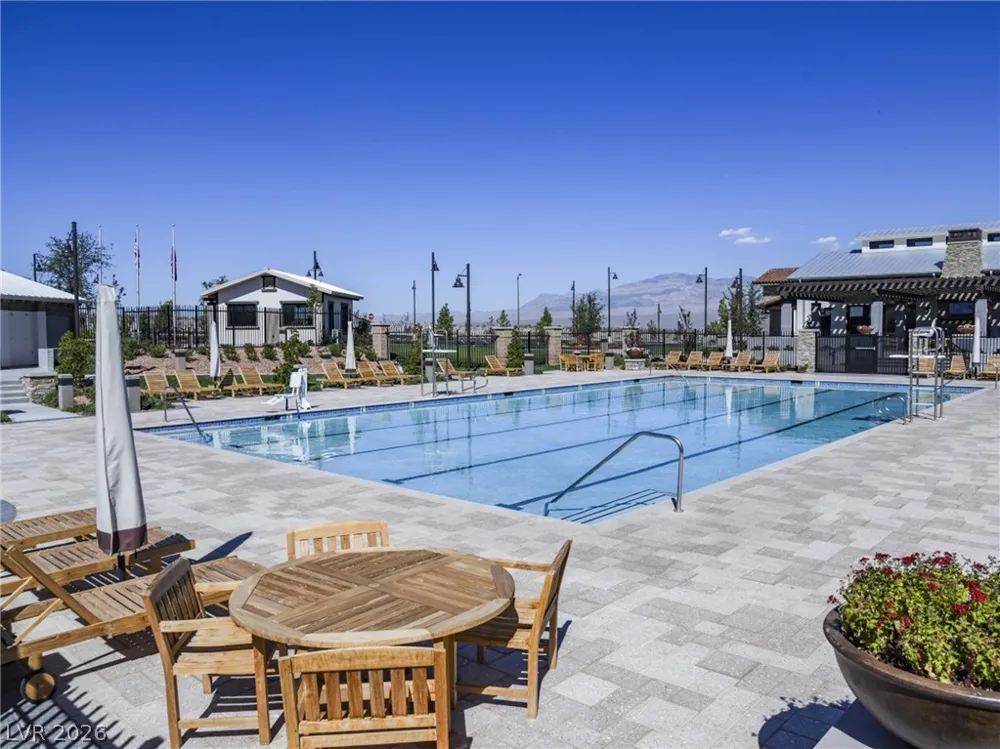 8133 Pinetop Crest Street Las Vegas, NV 89166