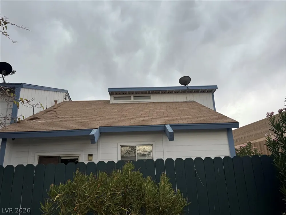 4228 Kona Coast Way Las Vegas, NV 89121