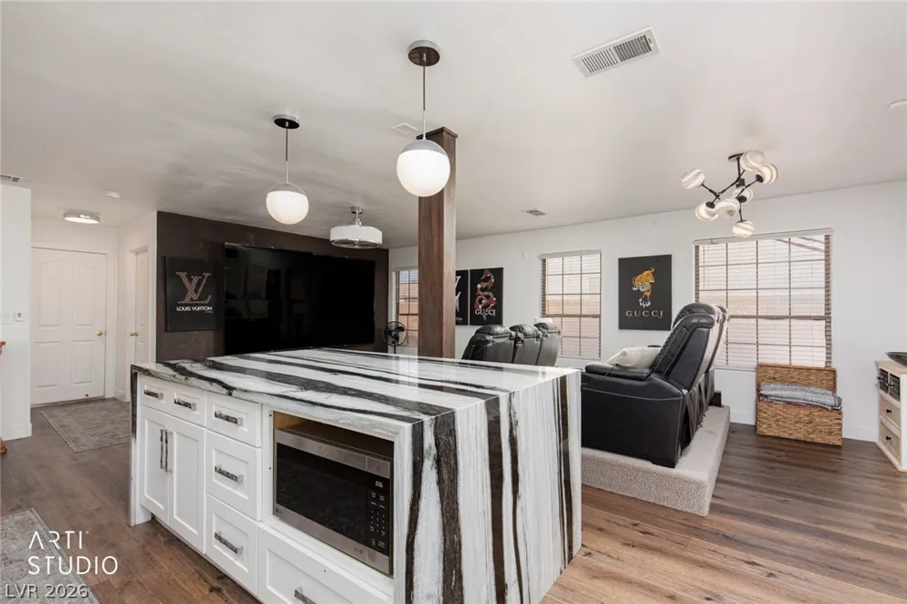 387 Silver Road Mesquite, NV 89027