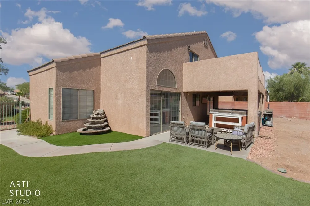 387 Silver Road Mesquite, NV 89027