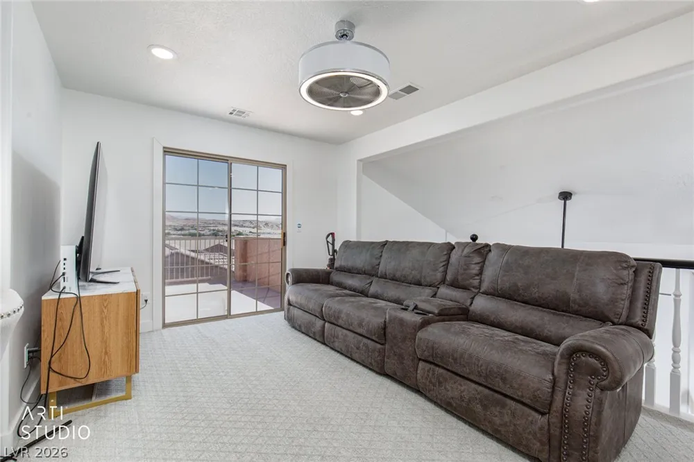 387 Silver Road Mesquite, NV 89027