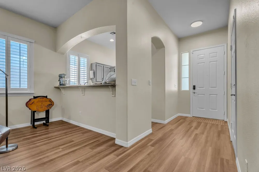 369 Cascade Mist Avenue Las Vegas, NV 89123