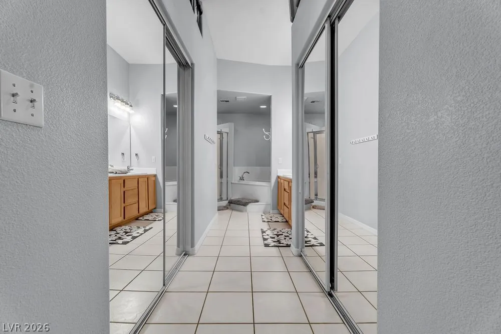 369 Cascade Mist Avenue Las Vegas, NV 89123