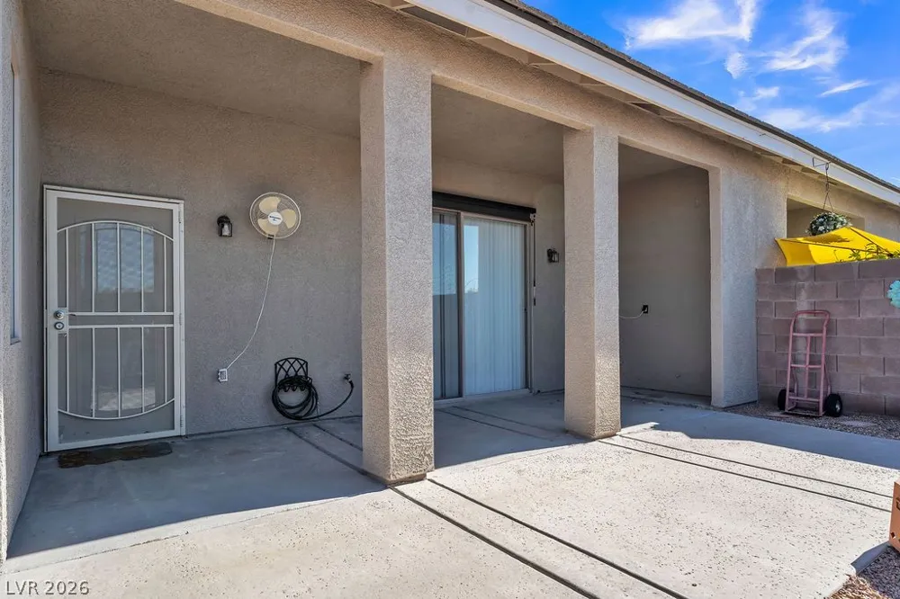 369 Cascade Mist Avenue Las Vegas, NV 89123