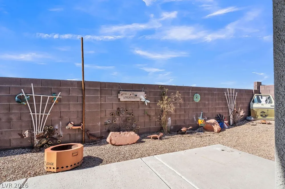 369 Cascade Mist Avenue Las Vegas, NV 89123