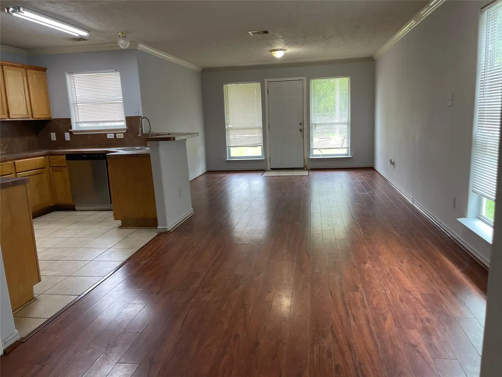 4346 Maggie Street Houston, TX 77051