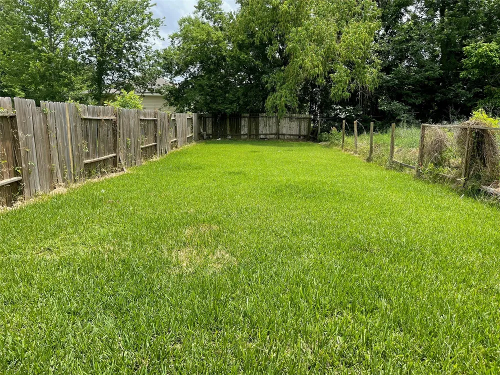4346 Maggie Street Houston, TX 77051