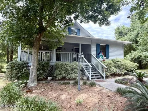 1523 Albacore Drive
