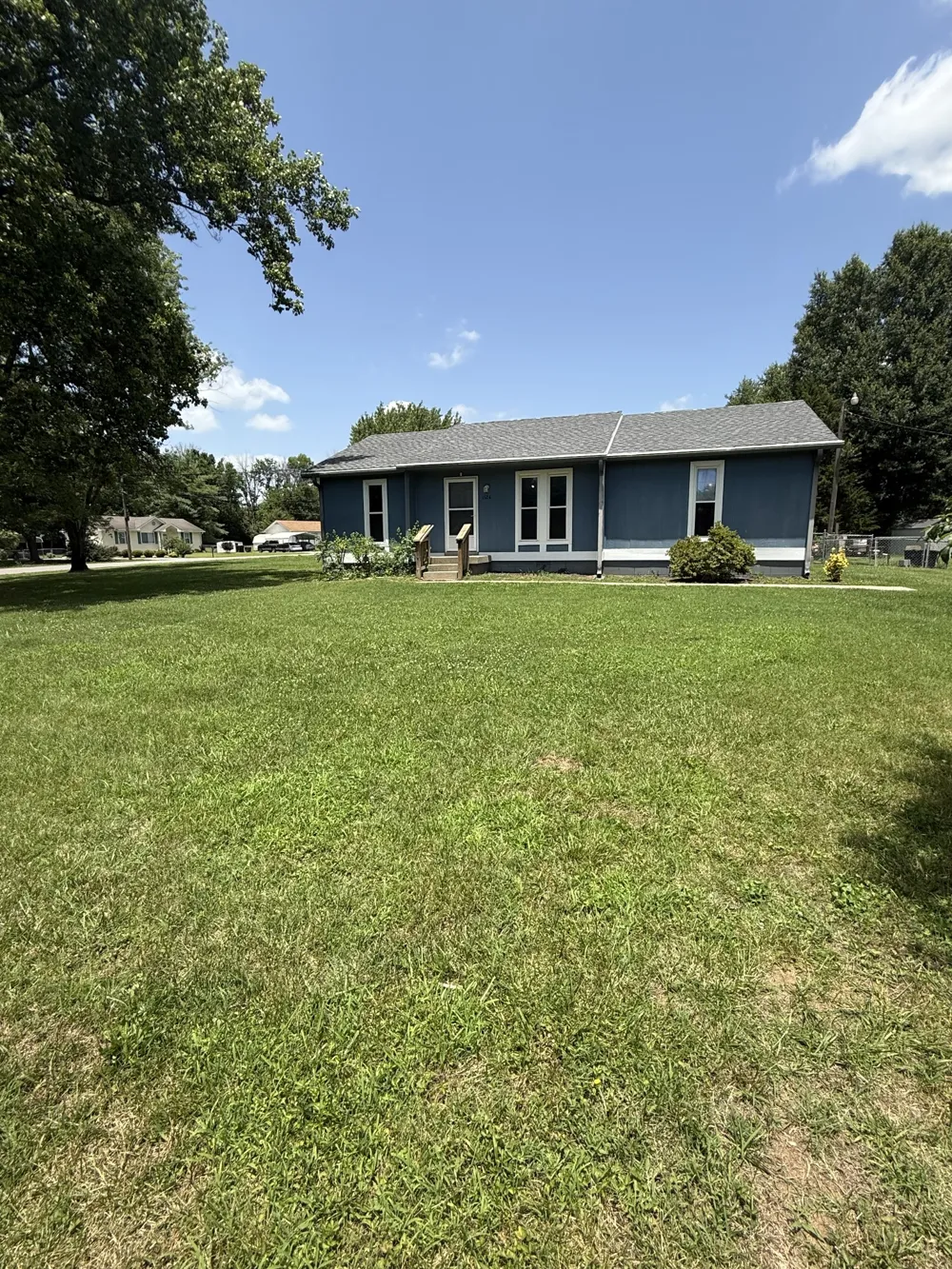 1524 Winding Way Cir Gallatin, TN 37066