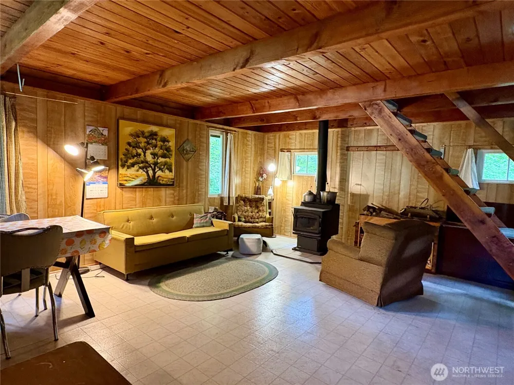 58633 Floral Lane Rockport, WA 98267