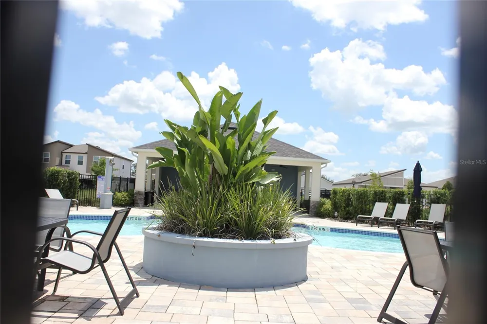 1099 LAKESHORE BREEZE PL PLACE Kissimmee, FL 34747
