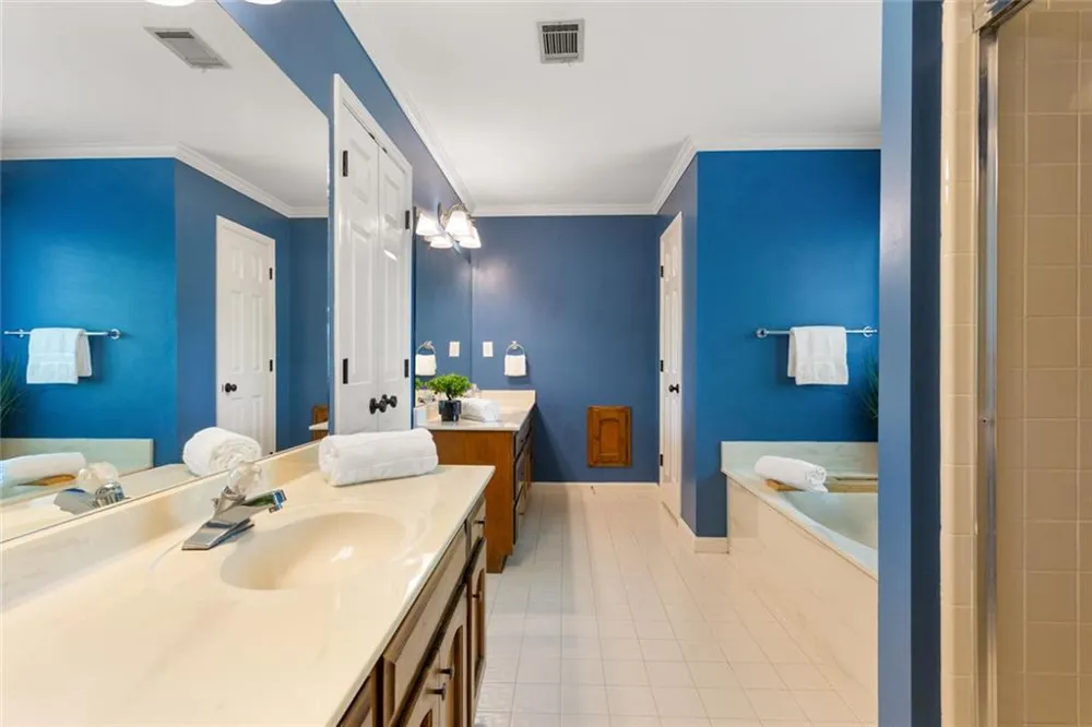 9305 Mackinac Drive Johns Creek, GA 30022