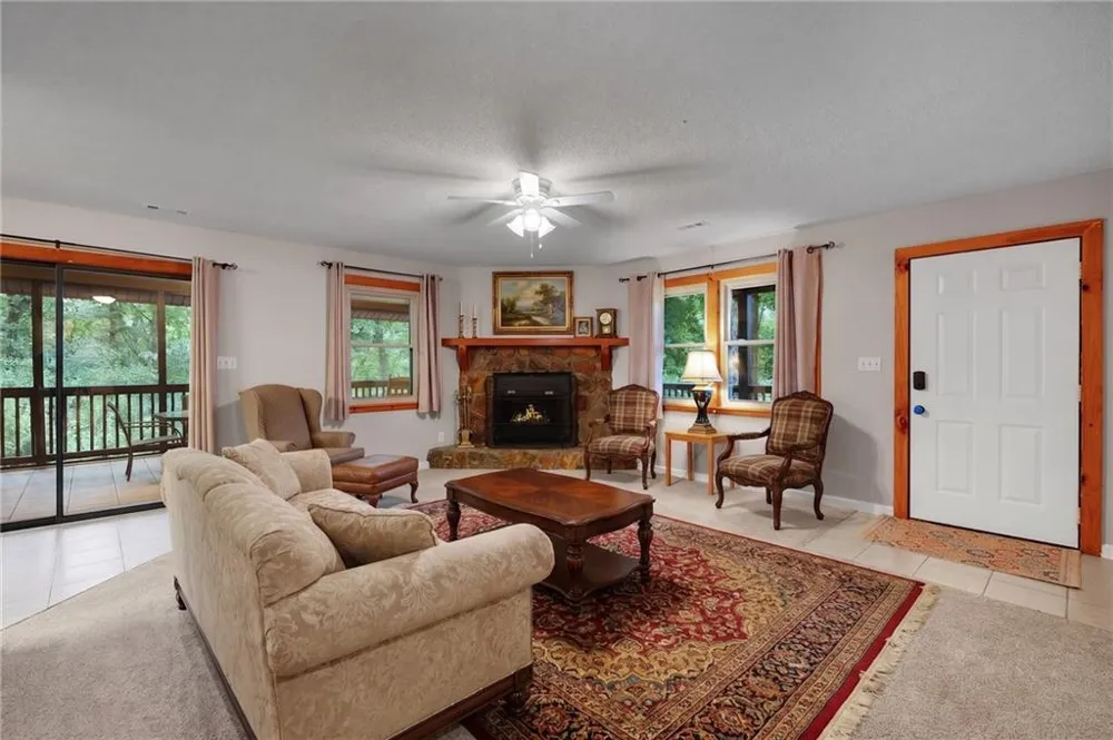 314 Catawba Circle Ellijay, GA 30540