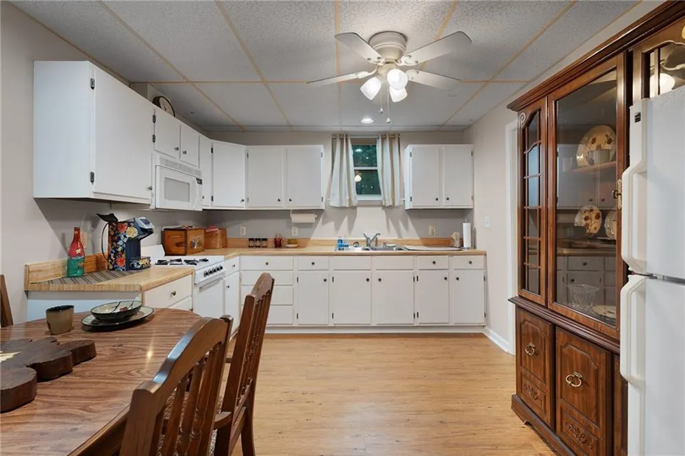 314 Catawba Circle Ellijay, GA 30540
