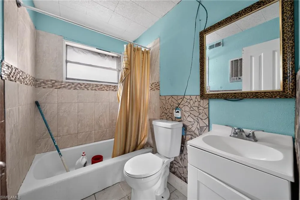 1846 Maple Drive Fort Myers, FL 33907