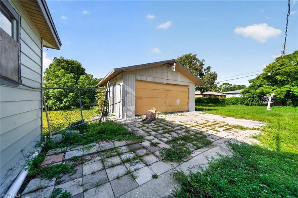 1846 Maple Drive Fort Myers, FL 33907