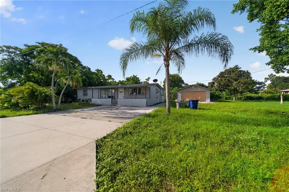 1846 Maple Drive Fort Myers, FL 33907