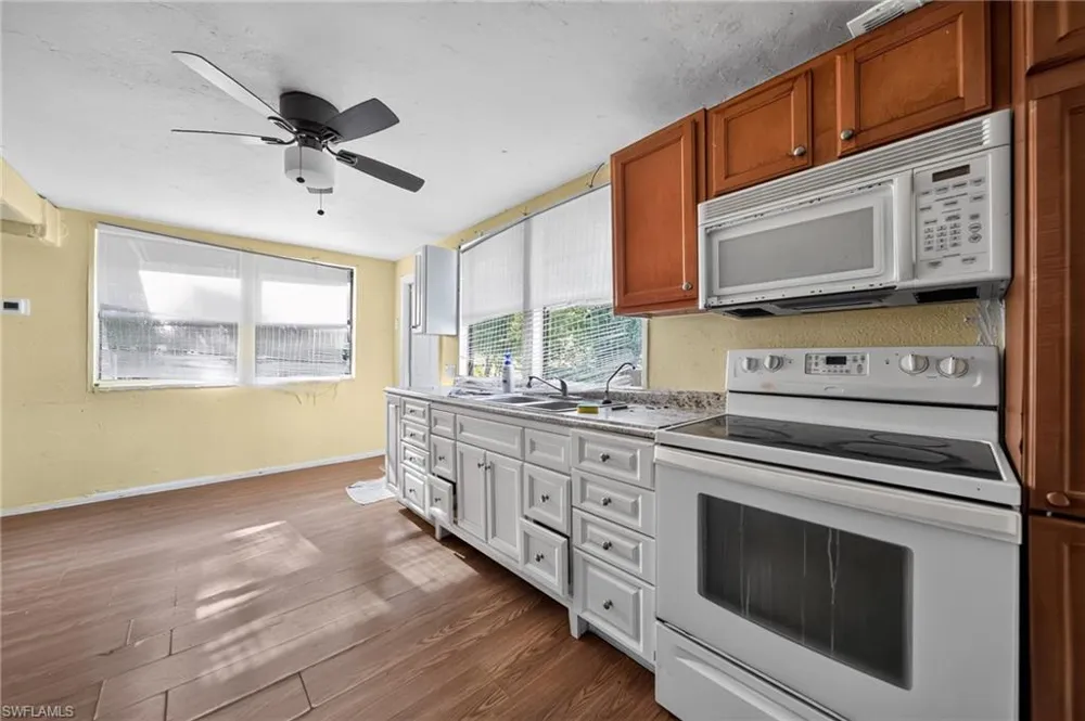1846 Maple Drive Fort Myers, FL 33907