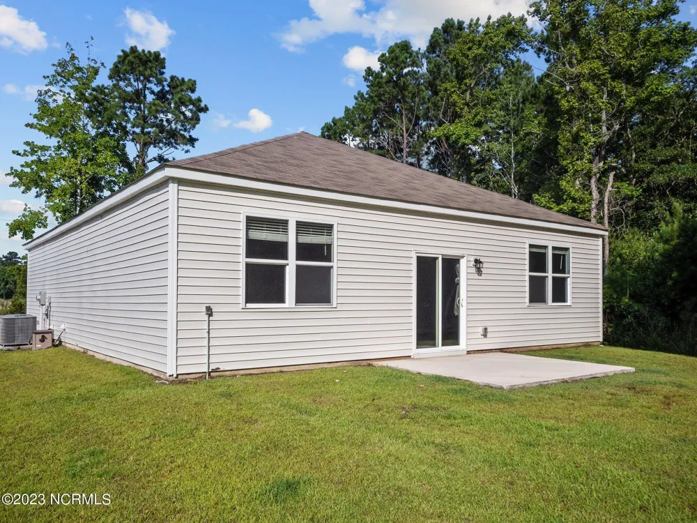697 Morris Landing Road Holly Ridge, NC 28445