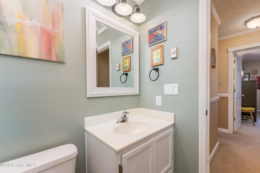 121 E Pointe Road Rocky Point, NC 28457