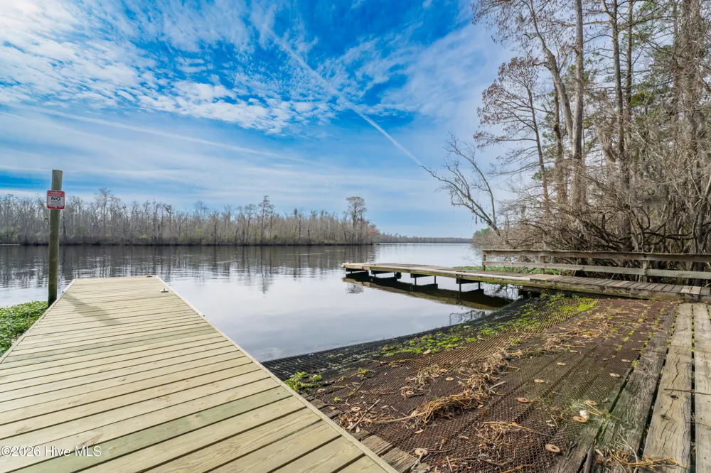 121 E Pointe Road Rocky Point, NC 28457