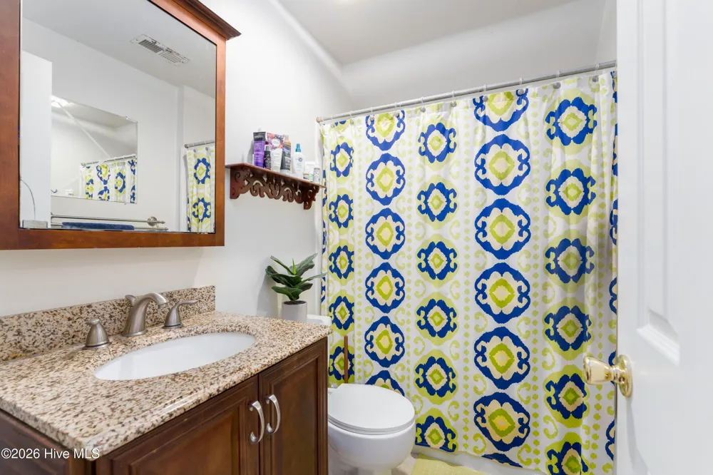 121 E Pointe Road Rocky Point, NC 28457
