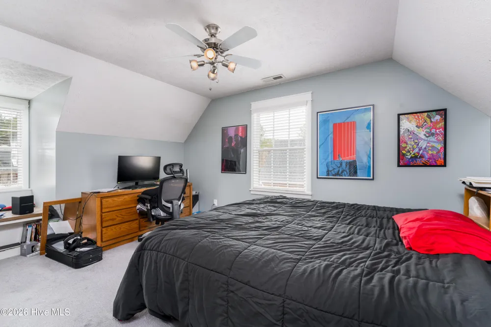 121 E Pointe Road Rocky Point, NC 28457