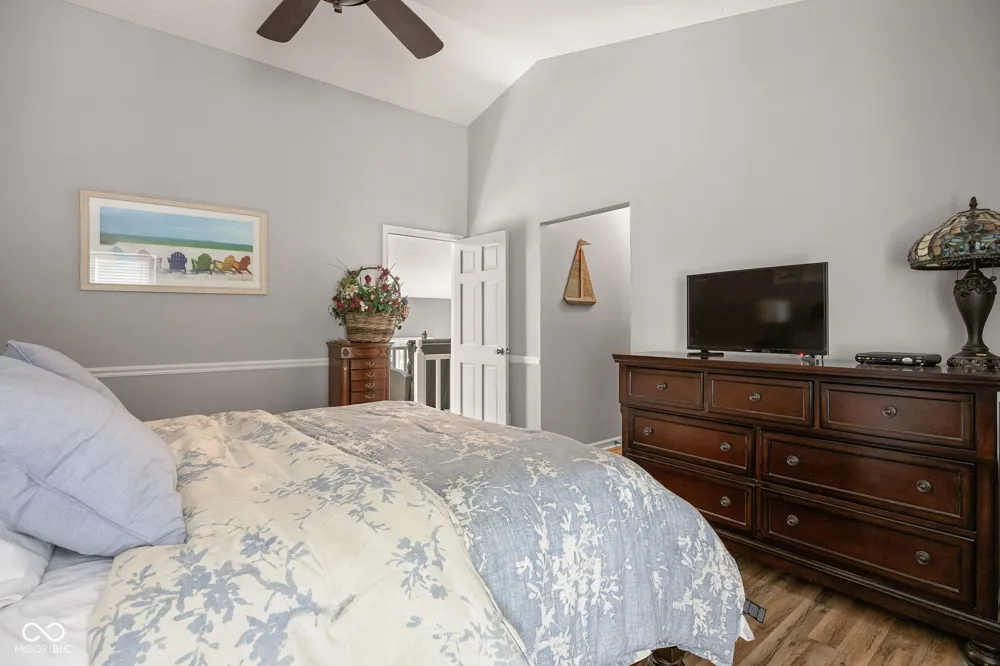 8094 Shorewalk Drive Indianapolis, IN 46236